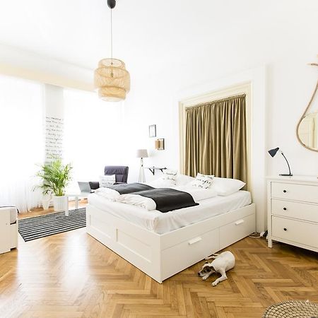 Friday Songs Apartment Prague Exterior photo