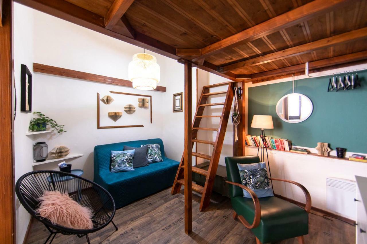 Friday Songs Apartment Prague Exterior photo